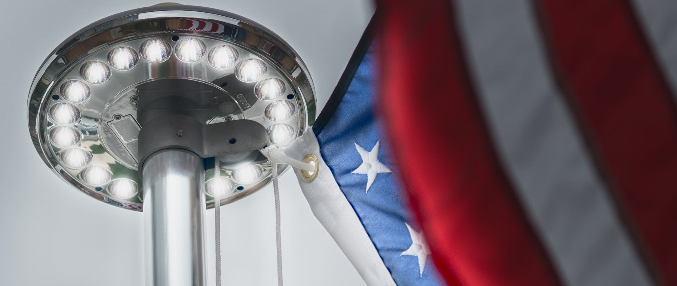 Deneve solar ??? flag pole light shop ???